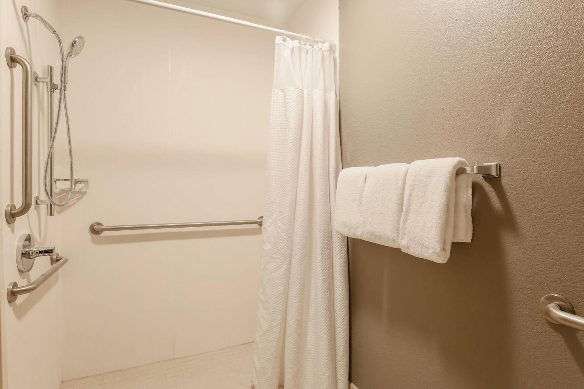 Courtyard By Marriott Monroe Airport Hotel Luaran gambar