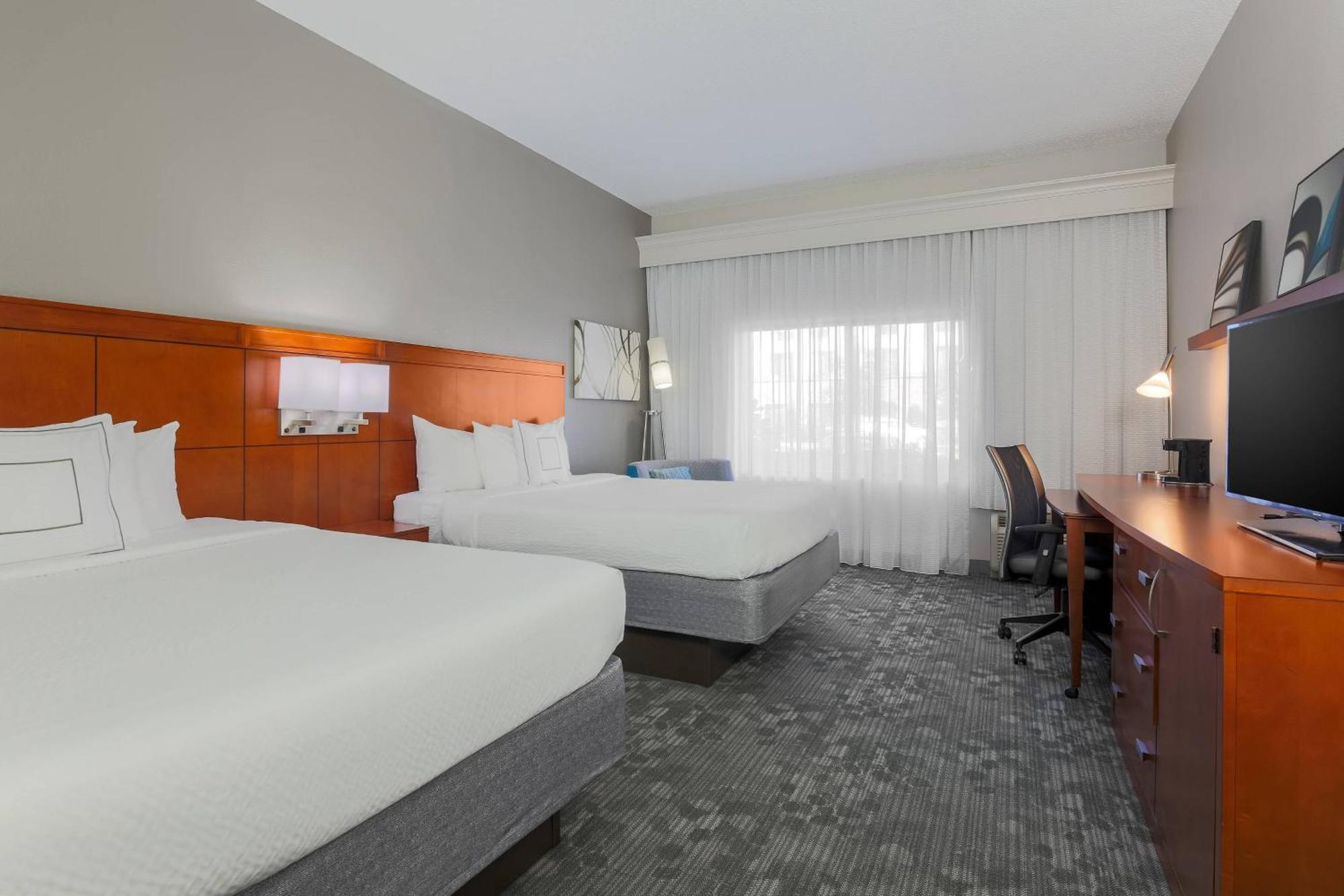 Courtyard By Marriott Monroe Airport Hotel Luaran gambar