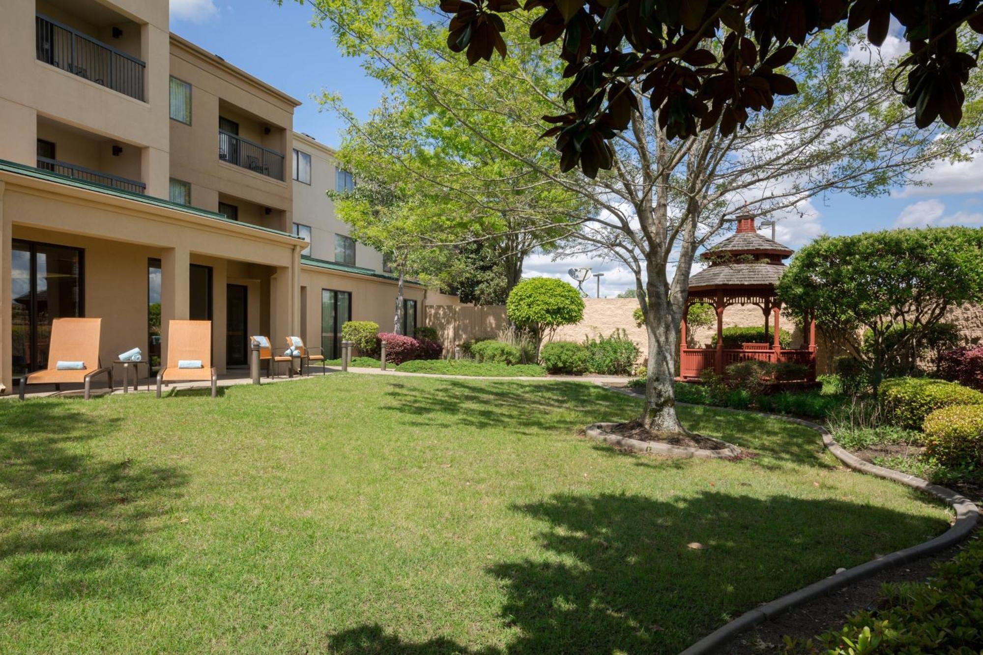 Courtyard By Marriott Monroe Airport Hotel Luaran gambar
