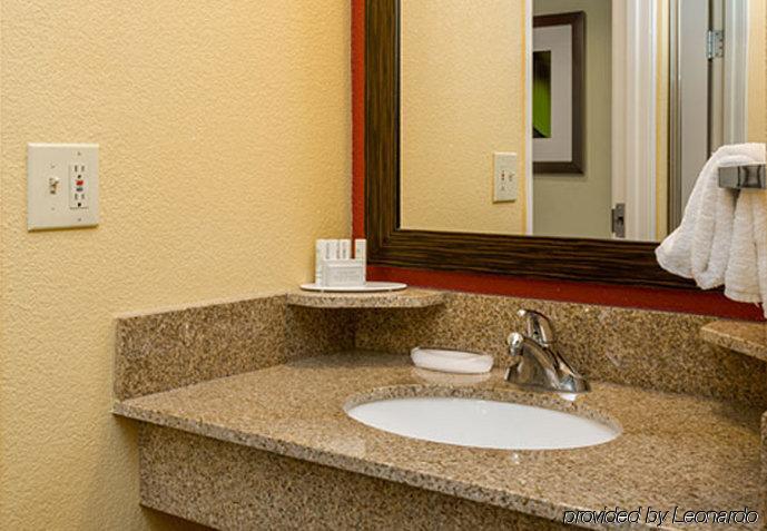 Courtyard By Marriott Monroe Airport Hotel Luaran gambar